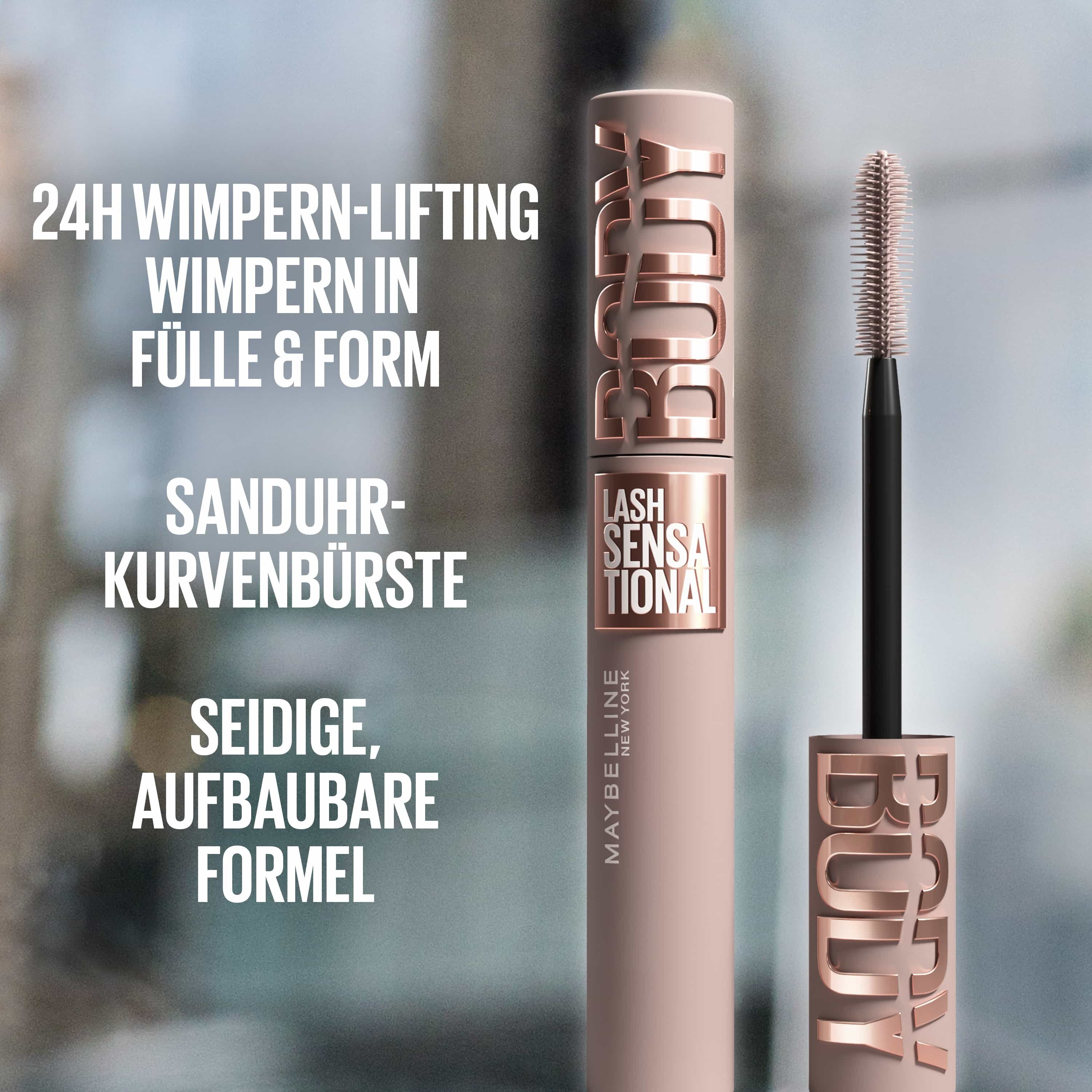 Tube et brosse de mascara (à droite) avec un texte (à gauche) mettant en avant les caractéristiques du produit.